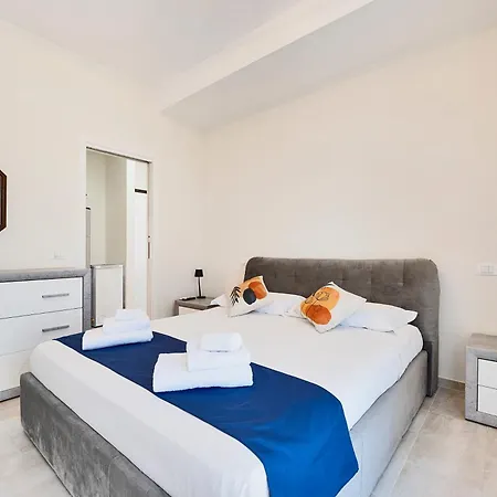 Golden Luxe - Sunny Near The Sea * Lido di Camaiore