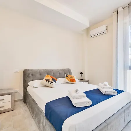 Golden Luxe - Sunny Near The Sea * Lido di Camaiore